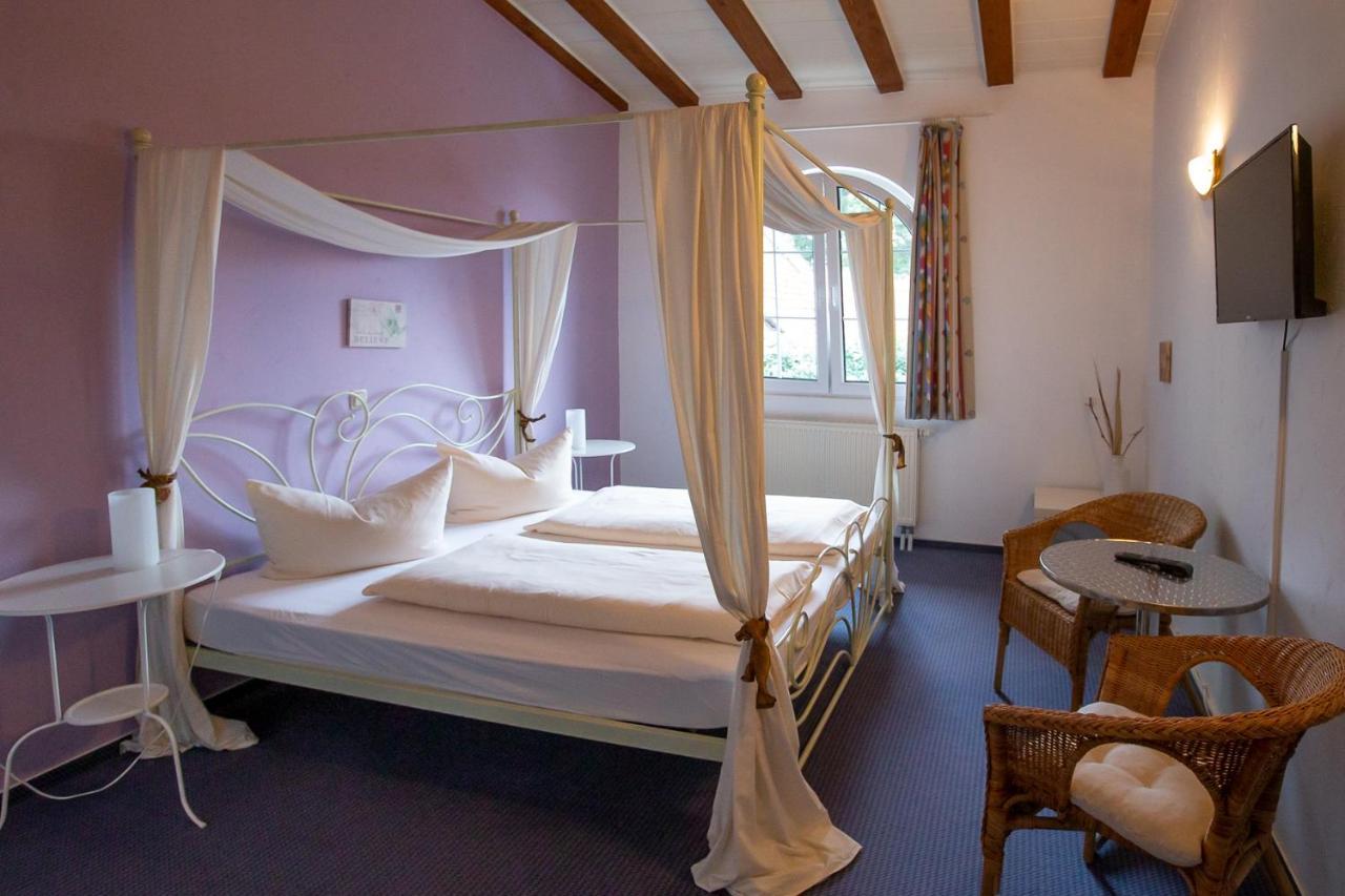 Hotel Schlosshof Dolgesheim Zewnętrze zdjęcie