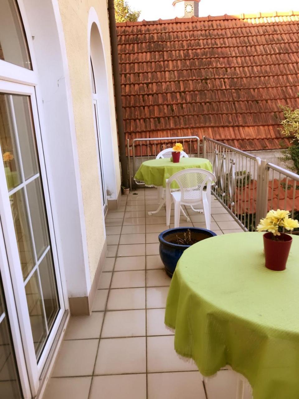 Hotel Schlosshof Dolgesheim Zewnętrze zdjęcie